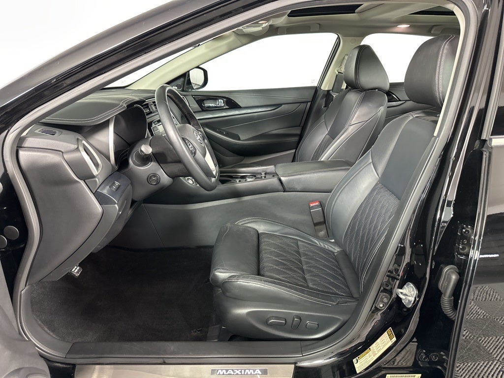 2023 Nissan Maxima Platinum