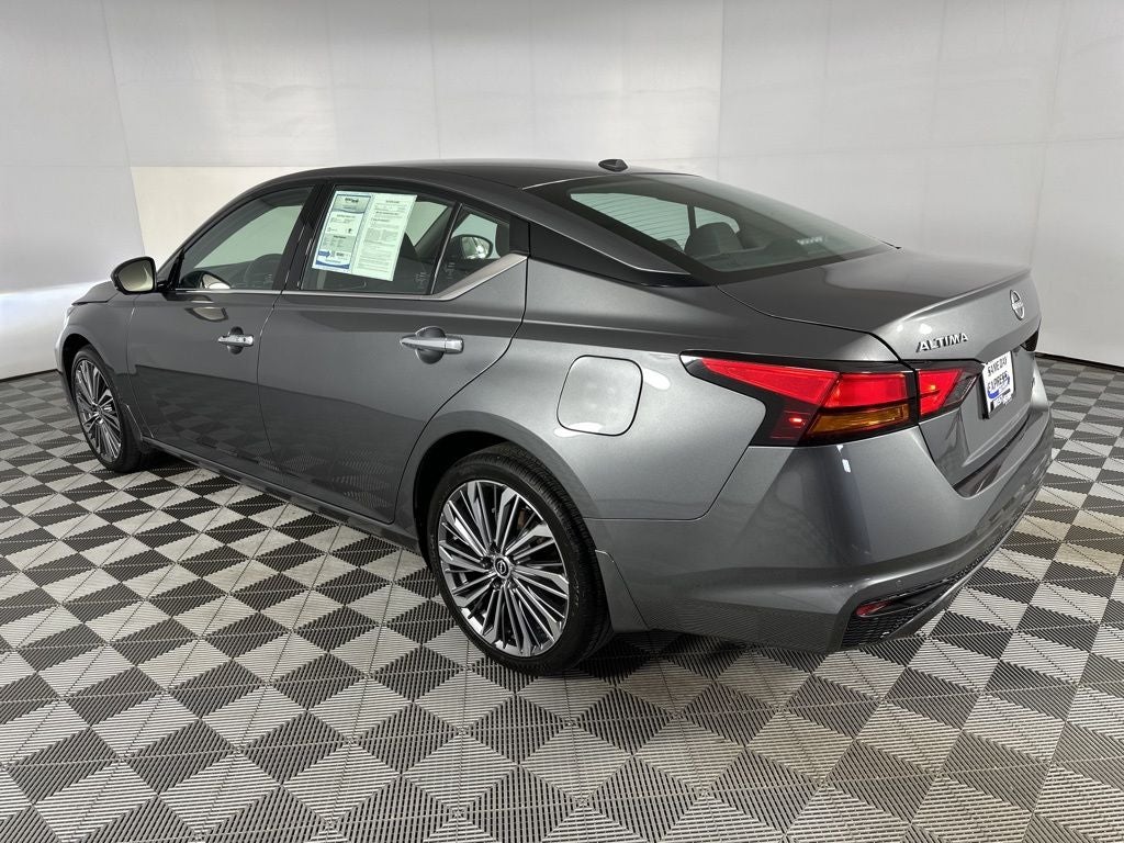 2025 Nissan Altima 2.5 SL