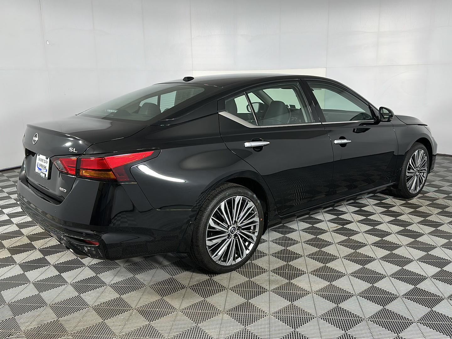 2025 Nissan Altima SL