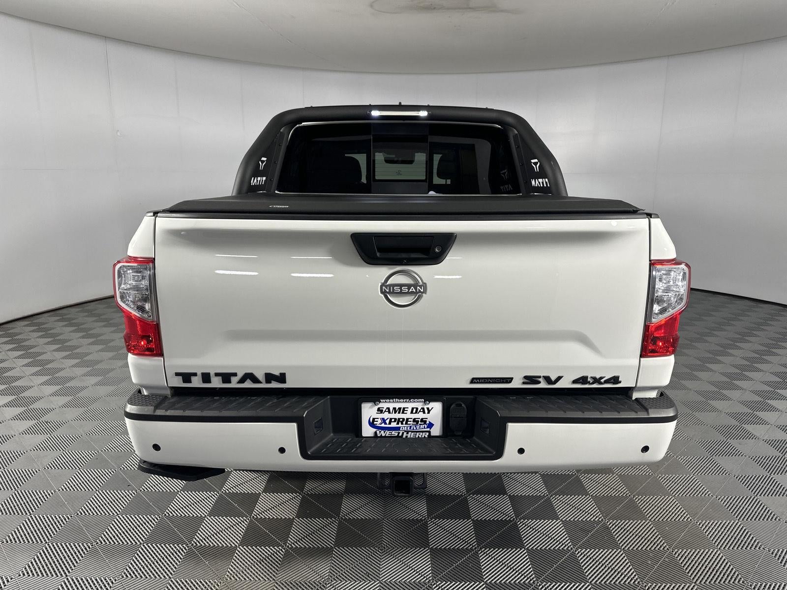 2024 Nissan Titan SV