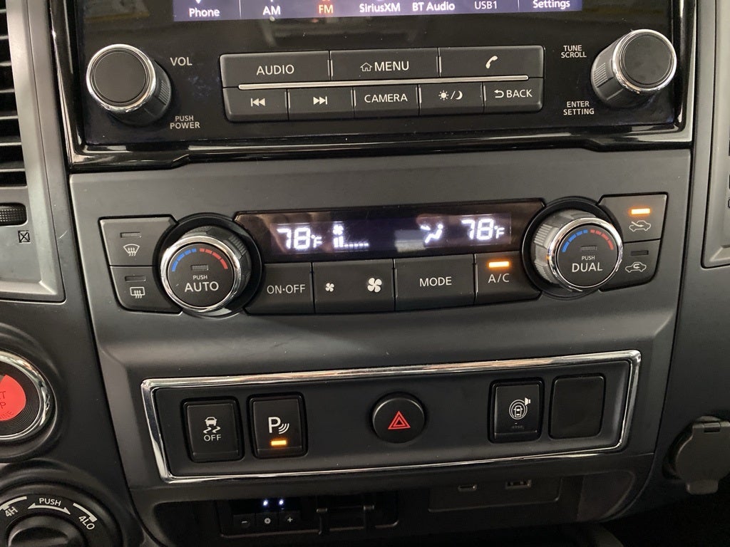 2024 Nissan Titan XD SV