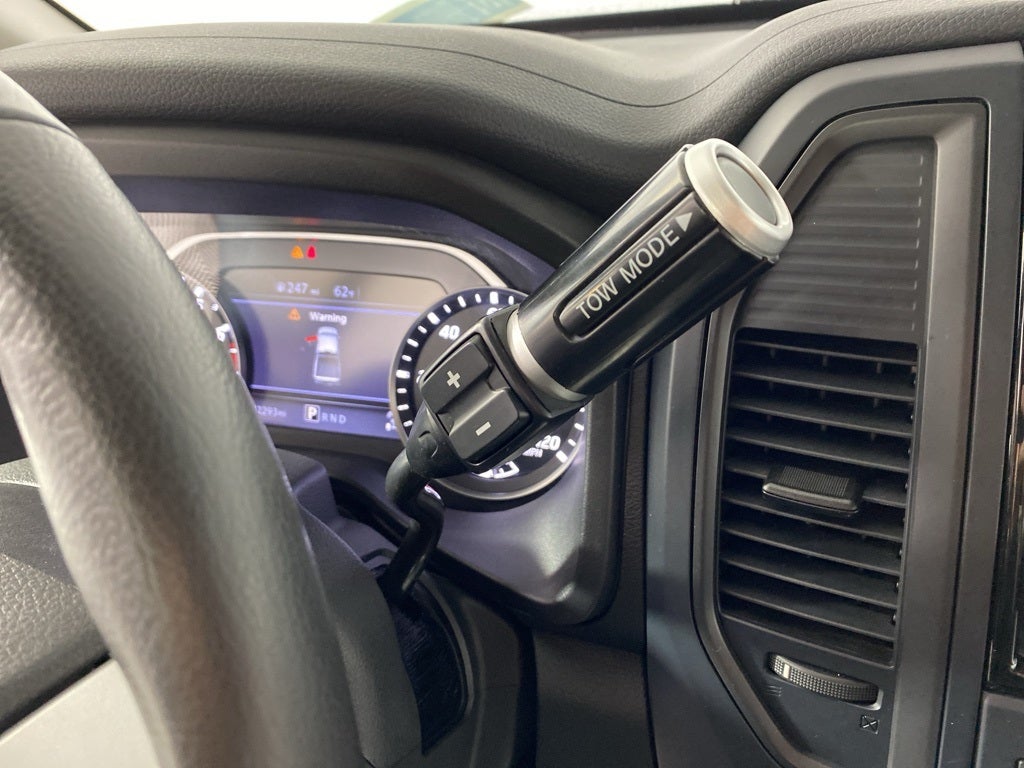 2024 Nissan Titan XD SV