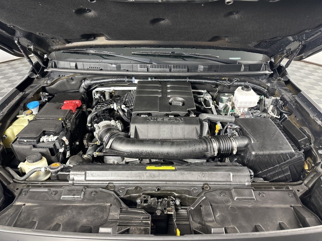 2024 Nissan Frontier SL