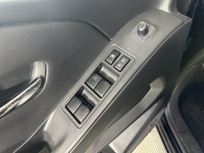 2024 Nissan Frontier SL