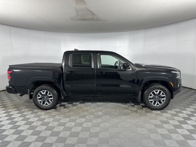 2024 Nissan Frontier SL
