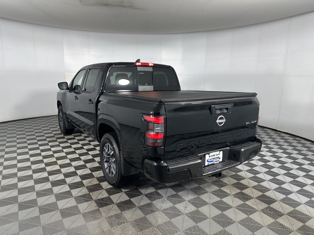 2024 Nissan Frontier SL