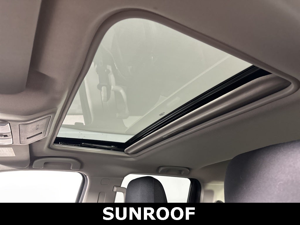 2024 Nissan Frontier SL