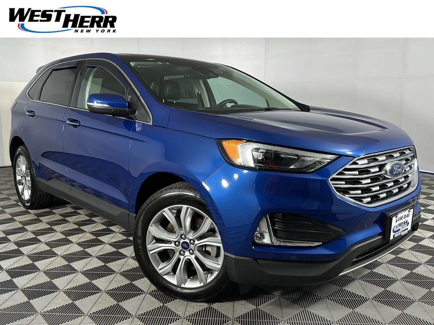2022 Ford Edge Titanium