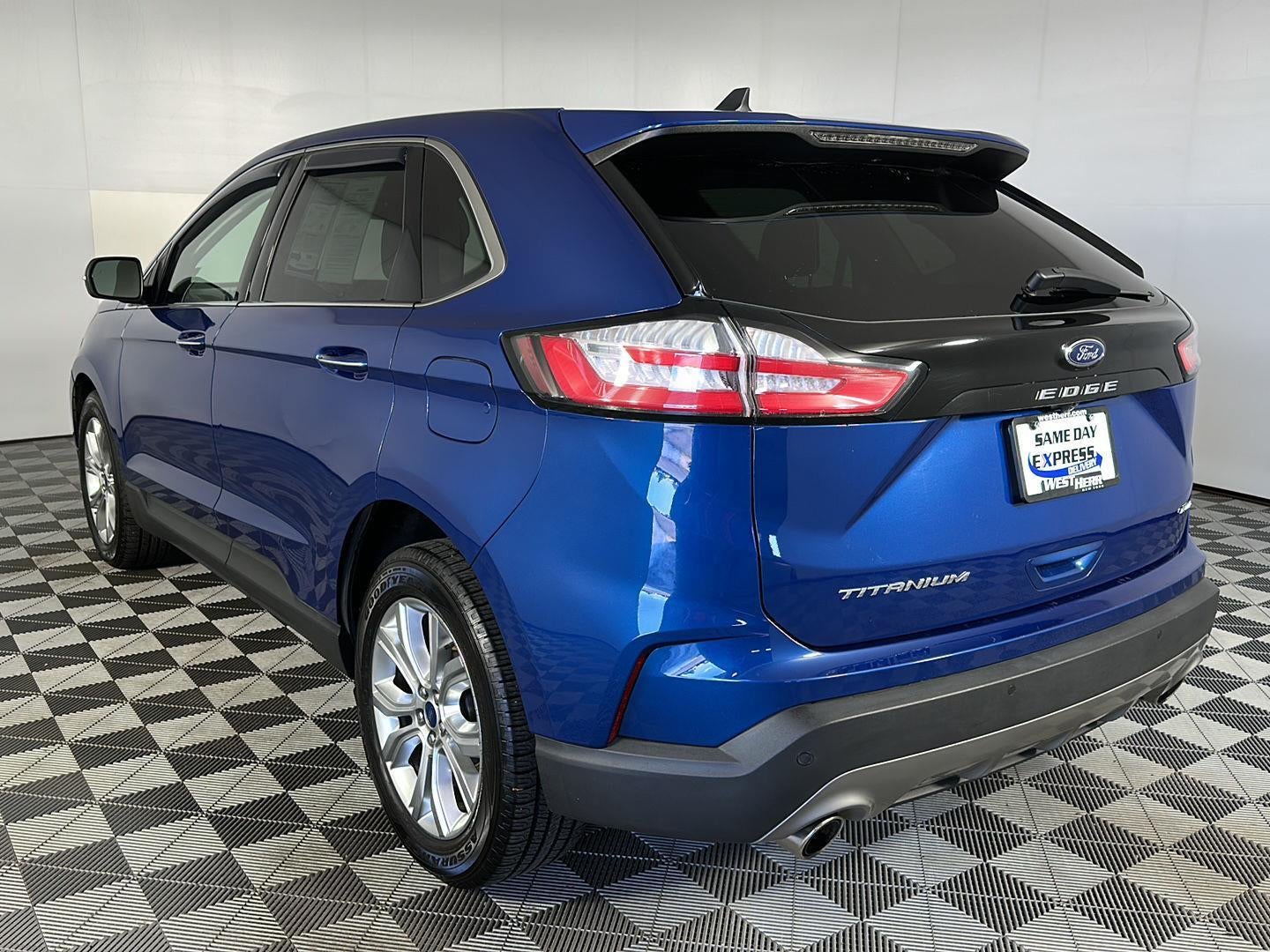 2022 Ford Edge Titanium