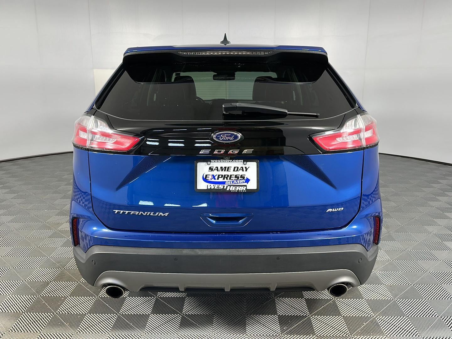 2022 Ford Edge Titanium
