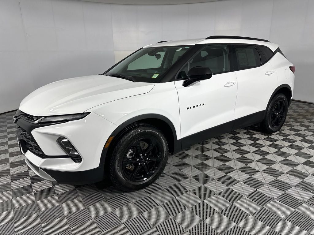 2024 Chevrolet Blazer LT