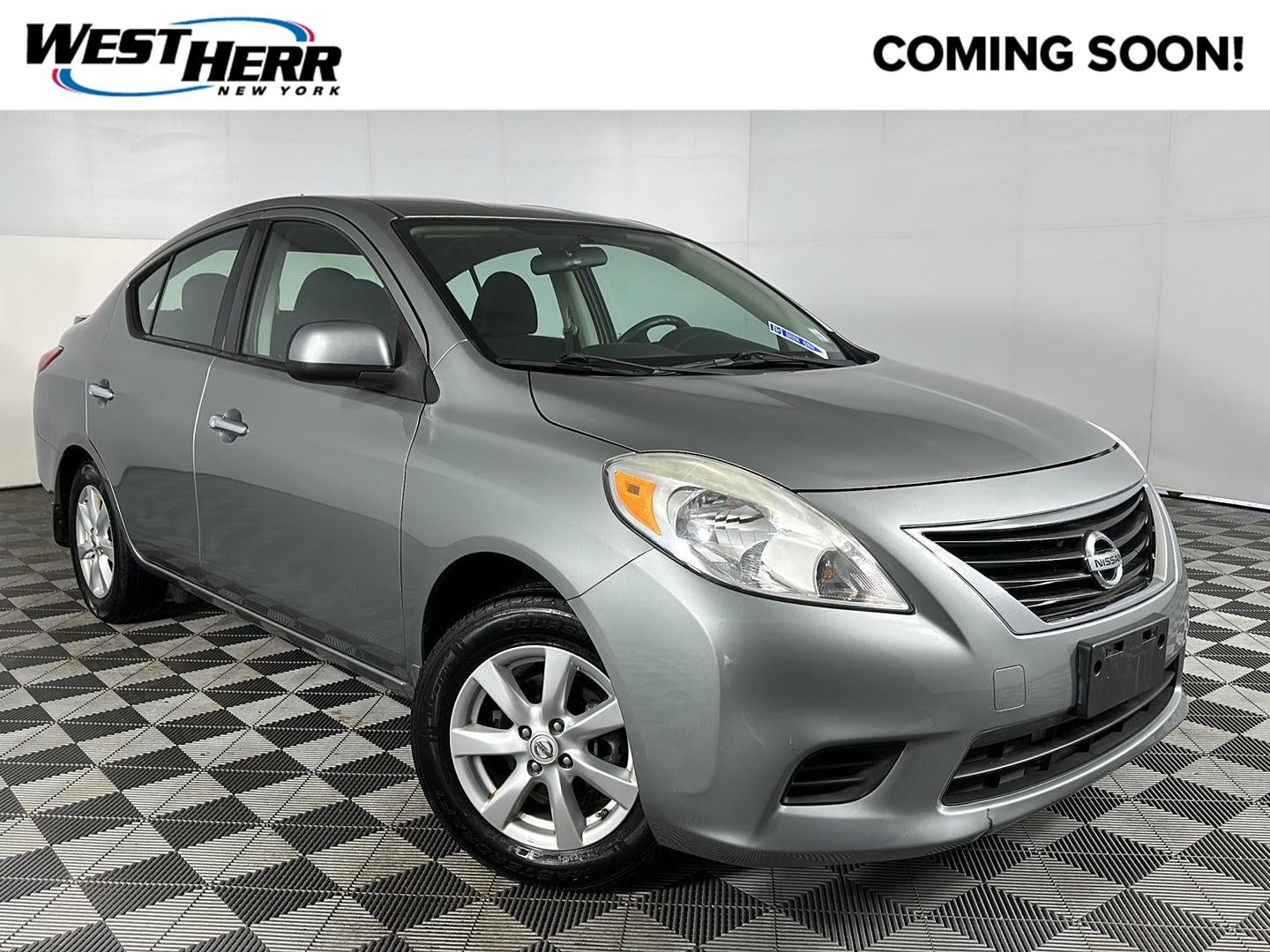 2014 Nissan Versa SV