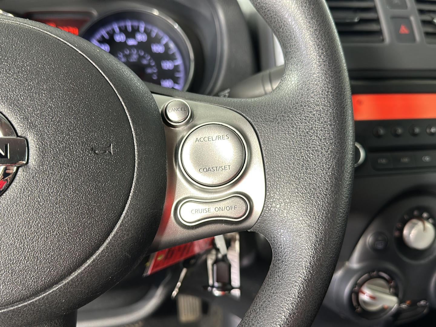 2014 Nissan Versa SV