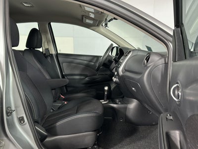 2014 Nissan Versa SV