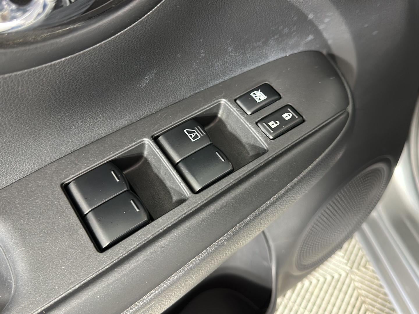 2014 Nissan Versa SV