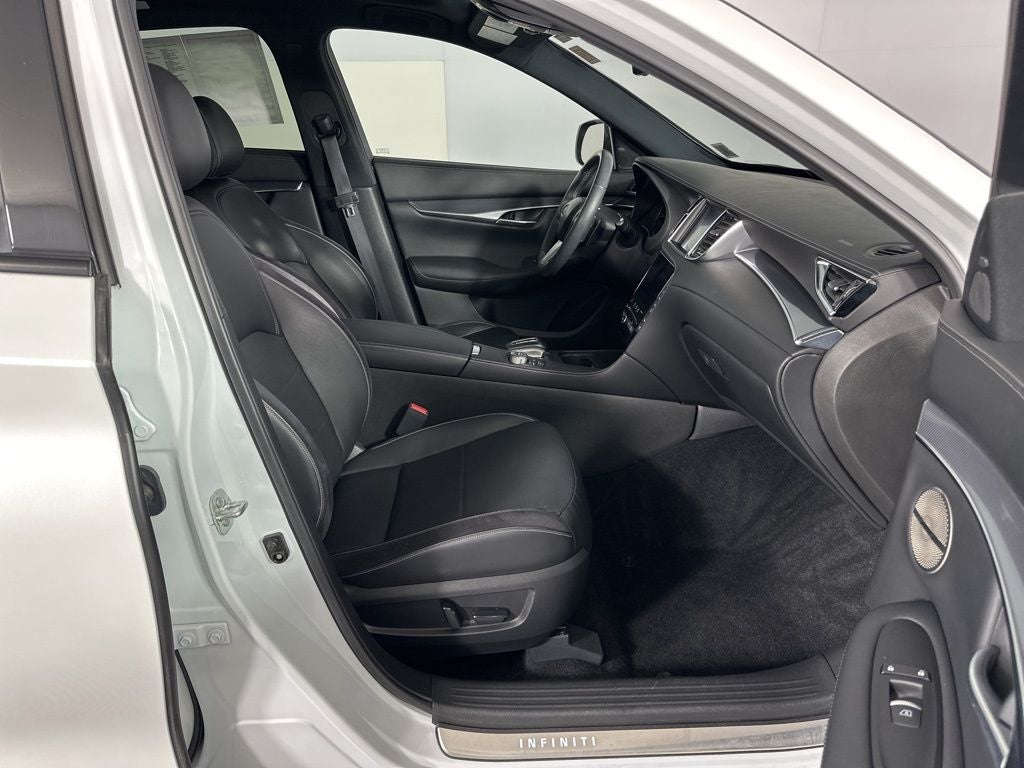 2023 INFINITI QX50 SPORT