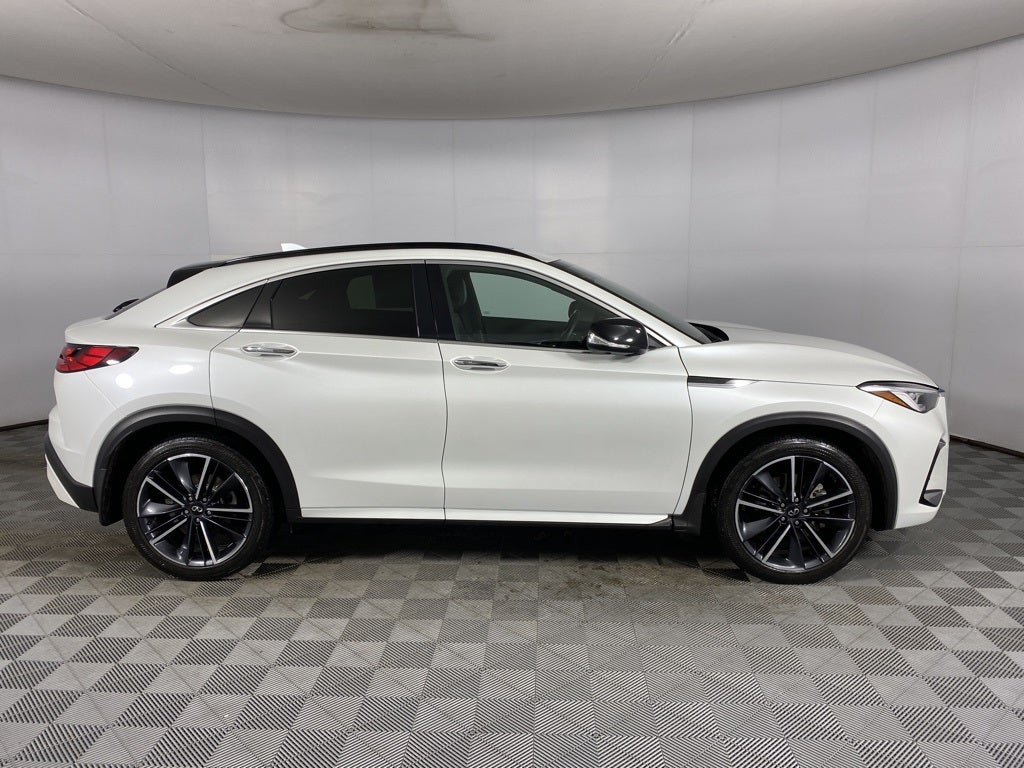 2023 INFINITI QX55 ESSENTIAL