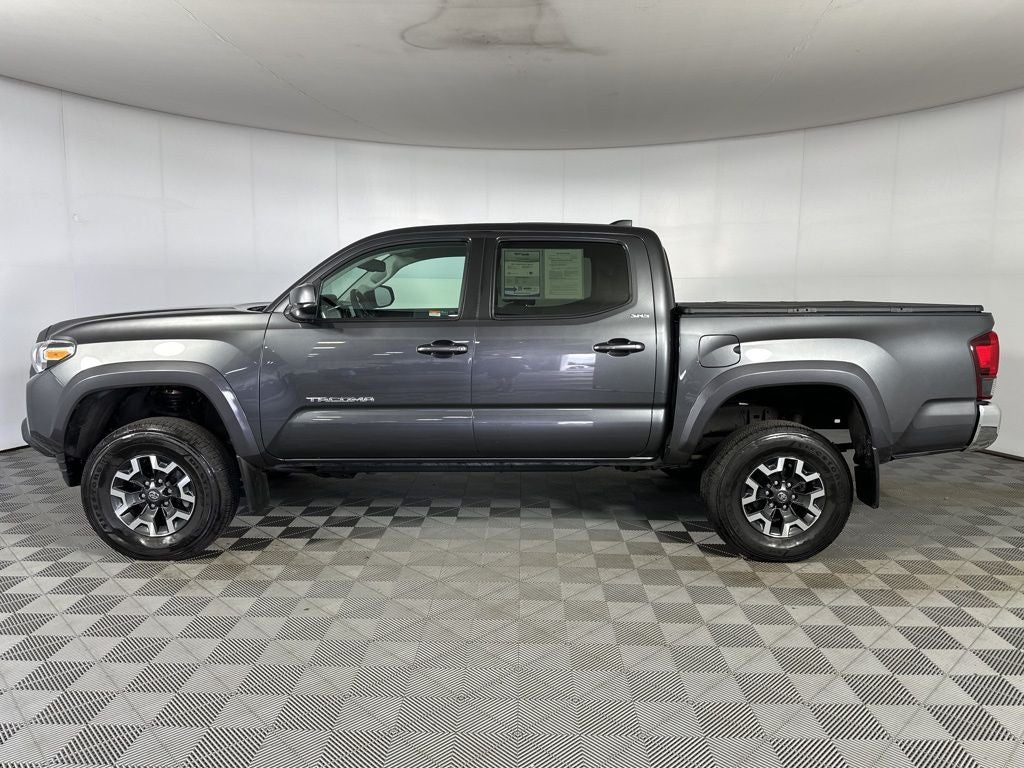 2022 Toyota Tacoma SR5 V6