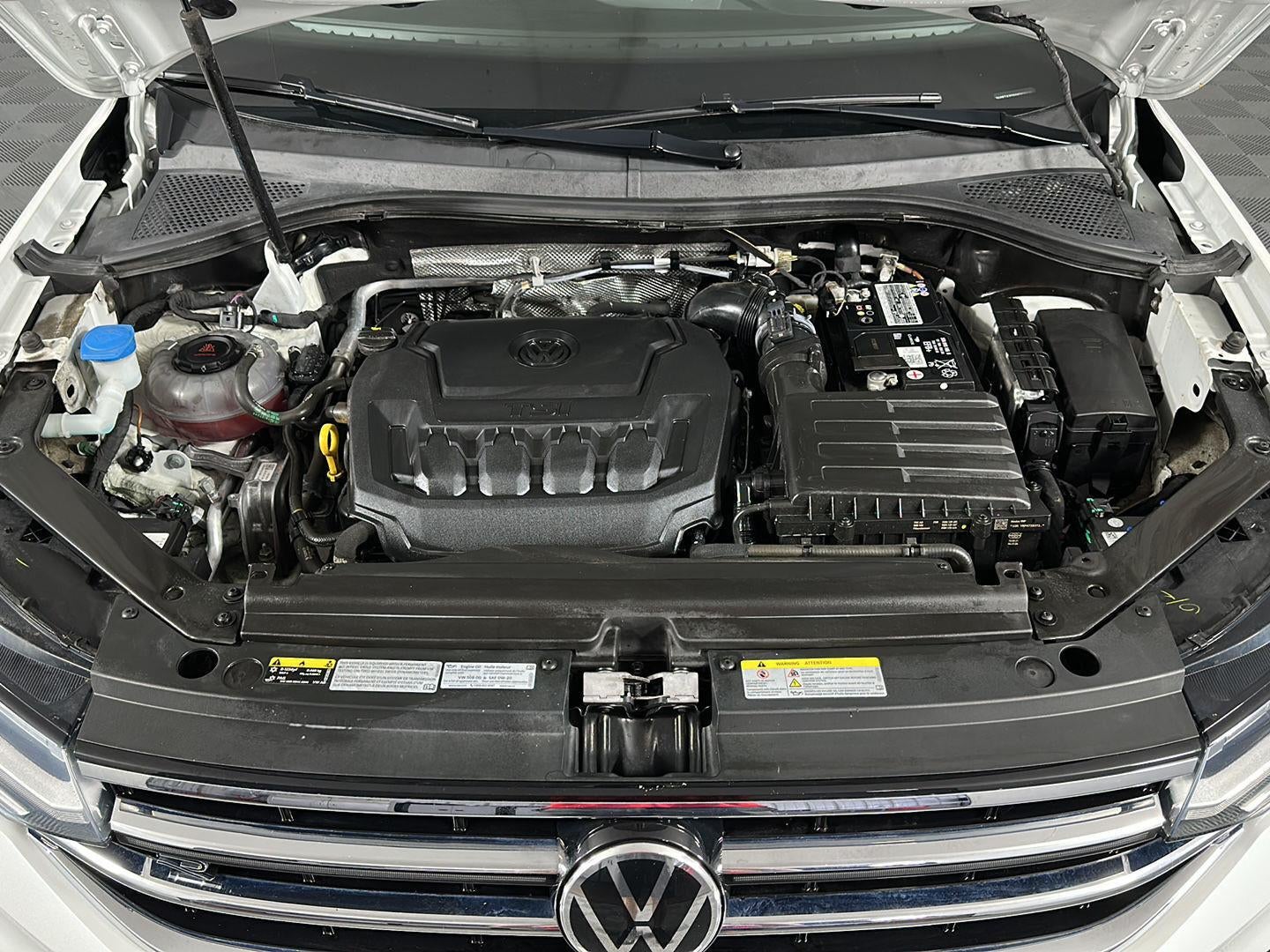 2022 Volkswagen Tiguan SEL R-Line