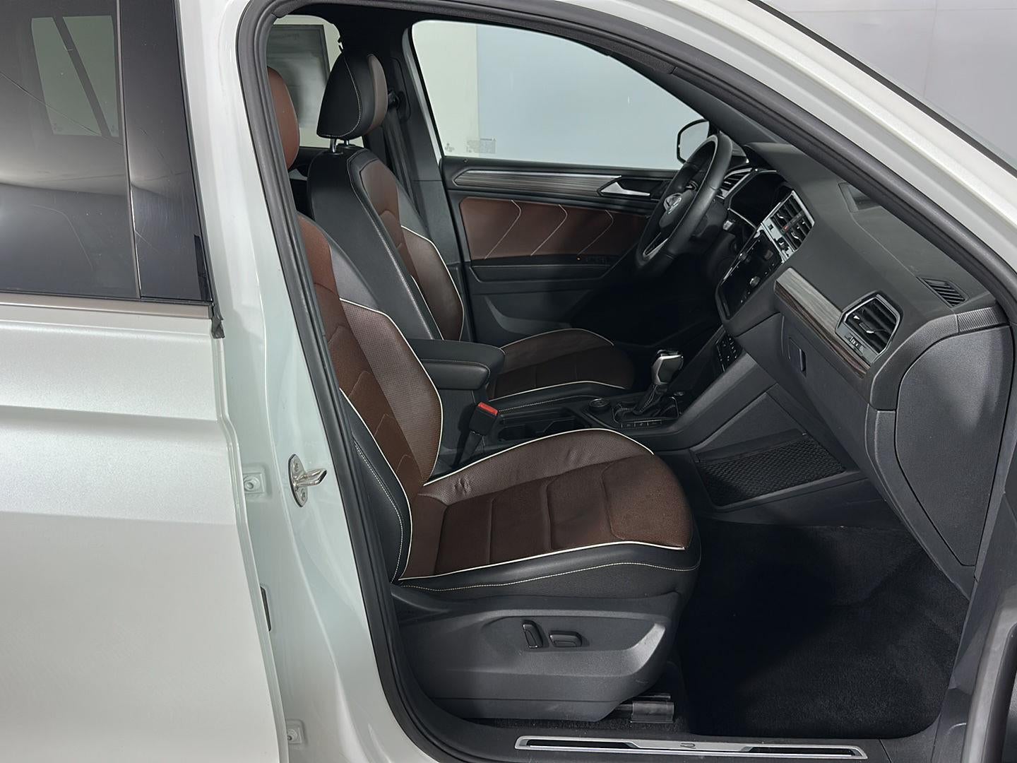 2022 Volkswagen Tiguan SEL R-Line