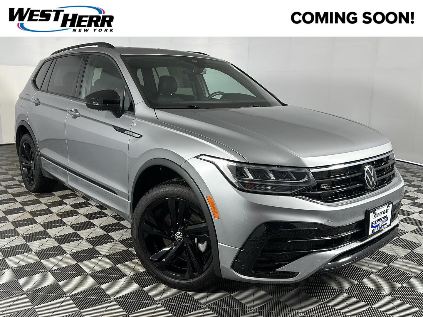 2024 Volkswagen Tiguan SE R-Line Black