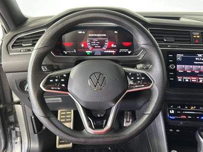 2024 Volkswagen Tiguan SE R-Line Black