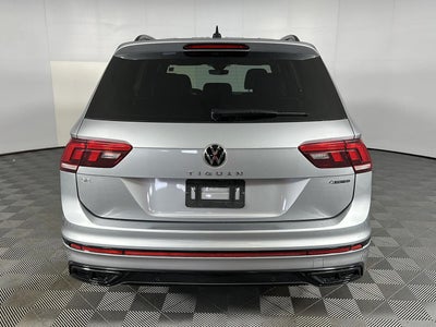 2024 Volkswagen Tiguan SE R-Line Black