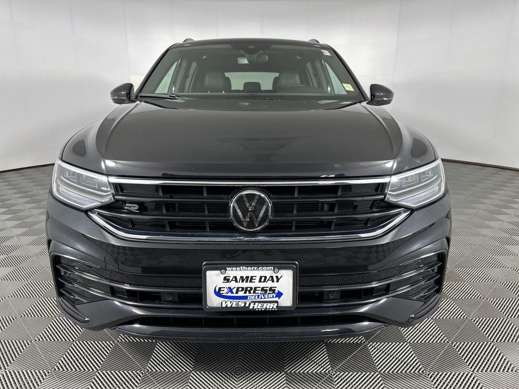 2024 Volkswagen Tiguan 2.0T SE R-Line Black