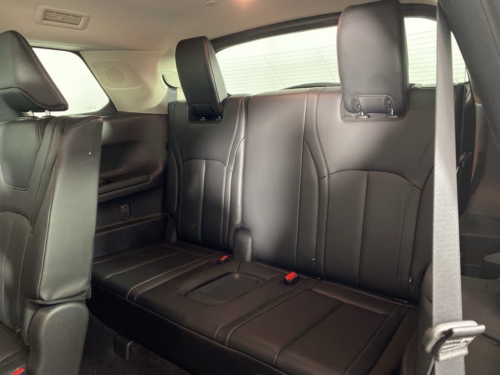 2025 INFINITI QX60 PURE