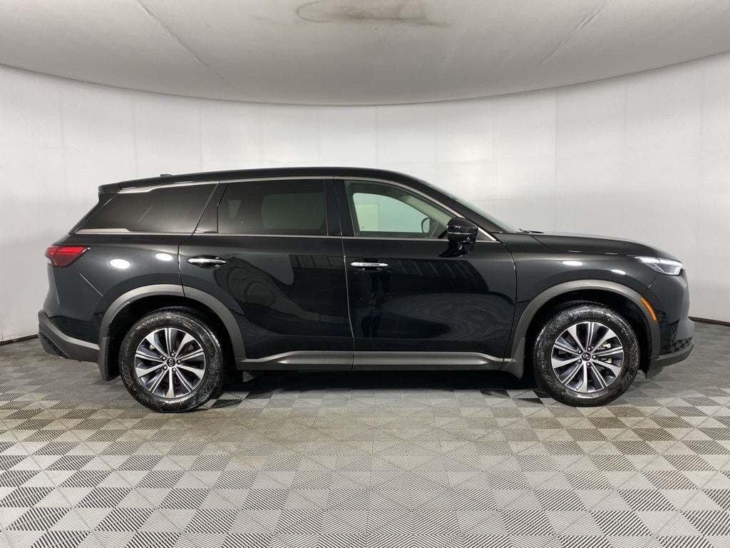 2025 INFINITI QX60 PURE