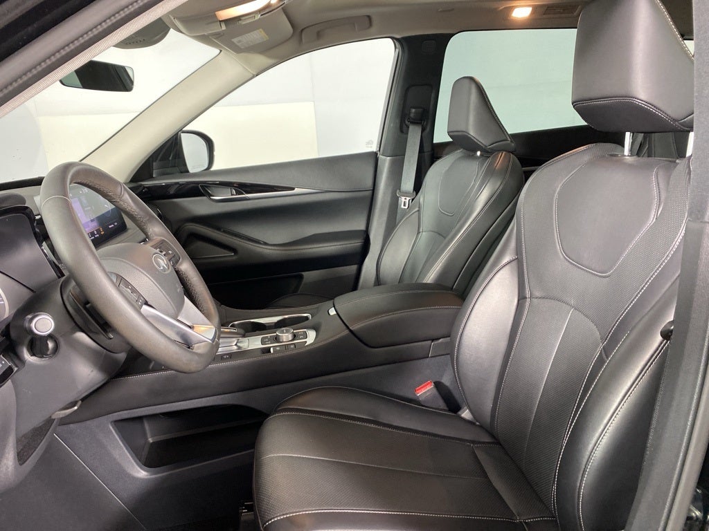 2025 INFINITI QX60 PURE