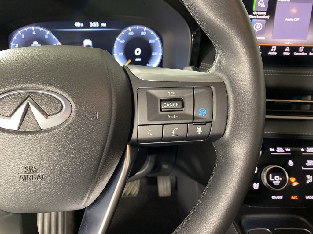 2025 INFINITI QX60 LUXE