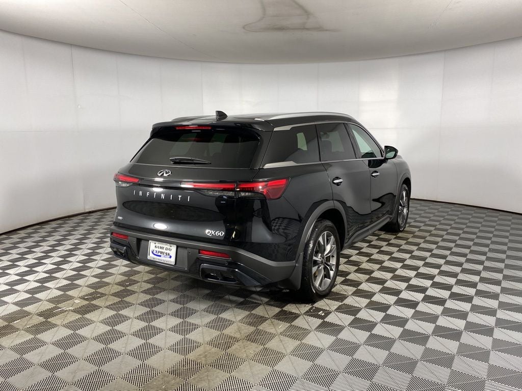 2025 INFINITI QX60 LUXE