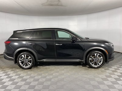 2025 INFINITI QX60 LUXE