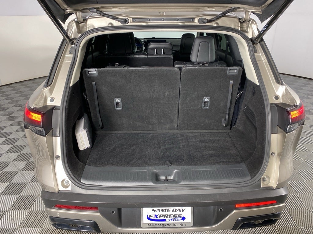 2025 INFINITI QX60 LUXE