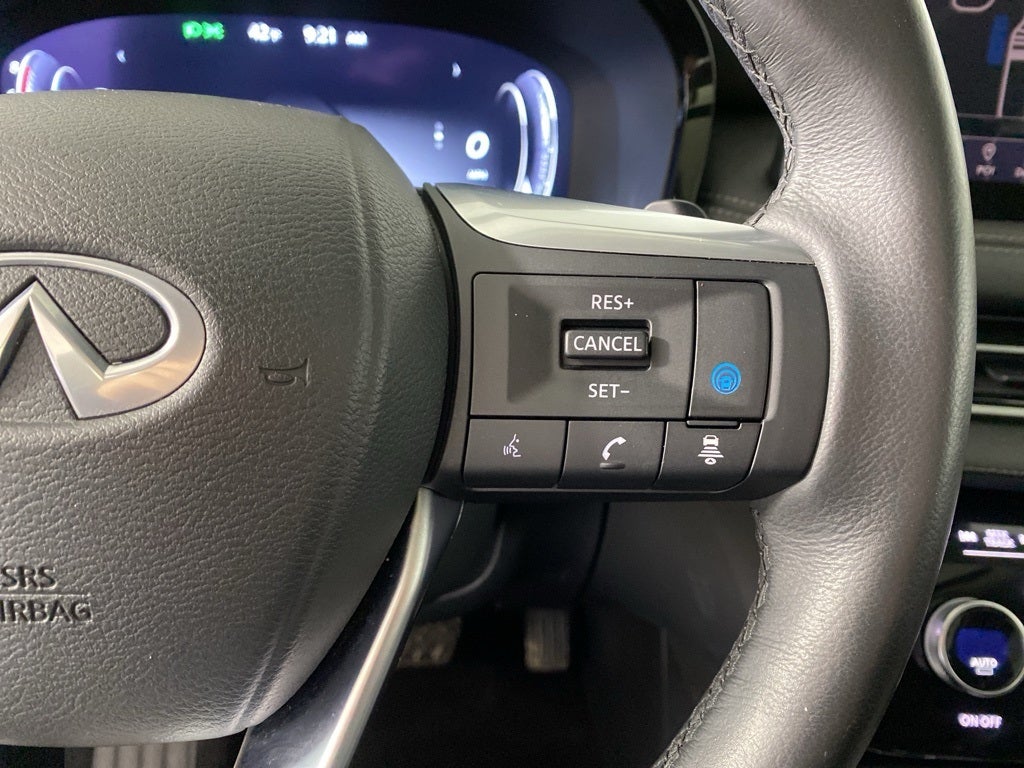 2025 INFINITI QX60 LUXE