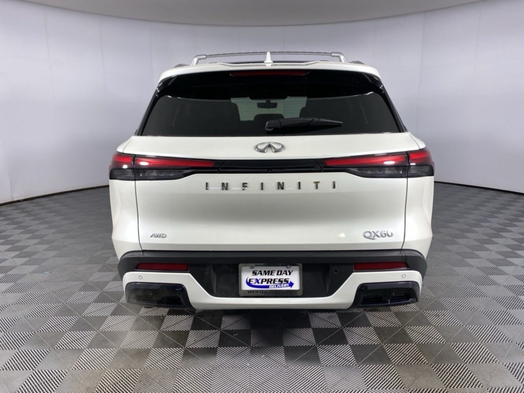 2025 INFINITI QX60 LUXE