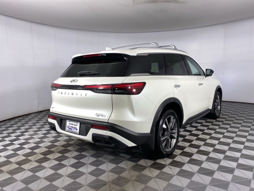2025 INFINITI QX60 LUXE