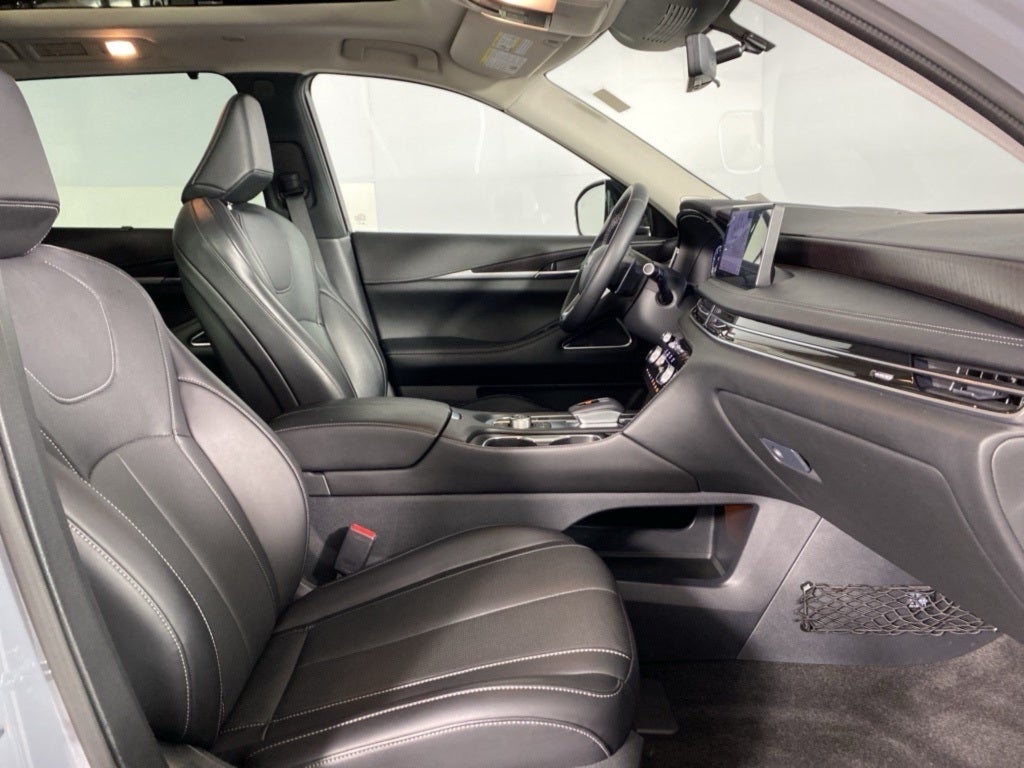 2025 INFINITI QX60 Sensory