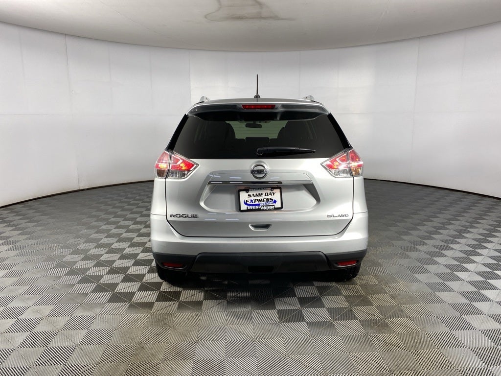 2016 Nissan Rogue SL
