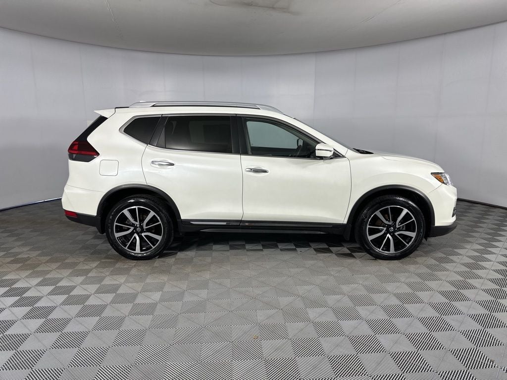 2020 Nissan Rogue SL