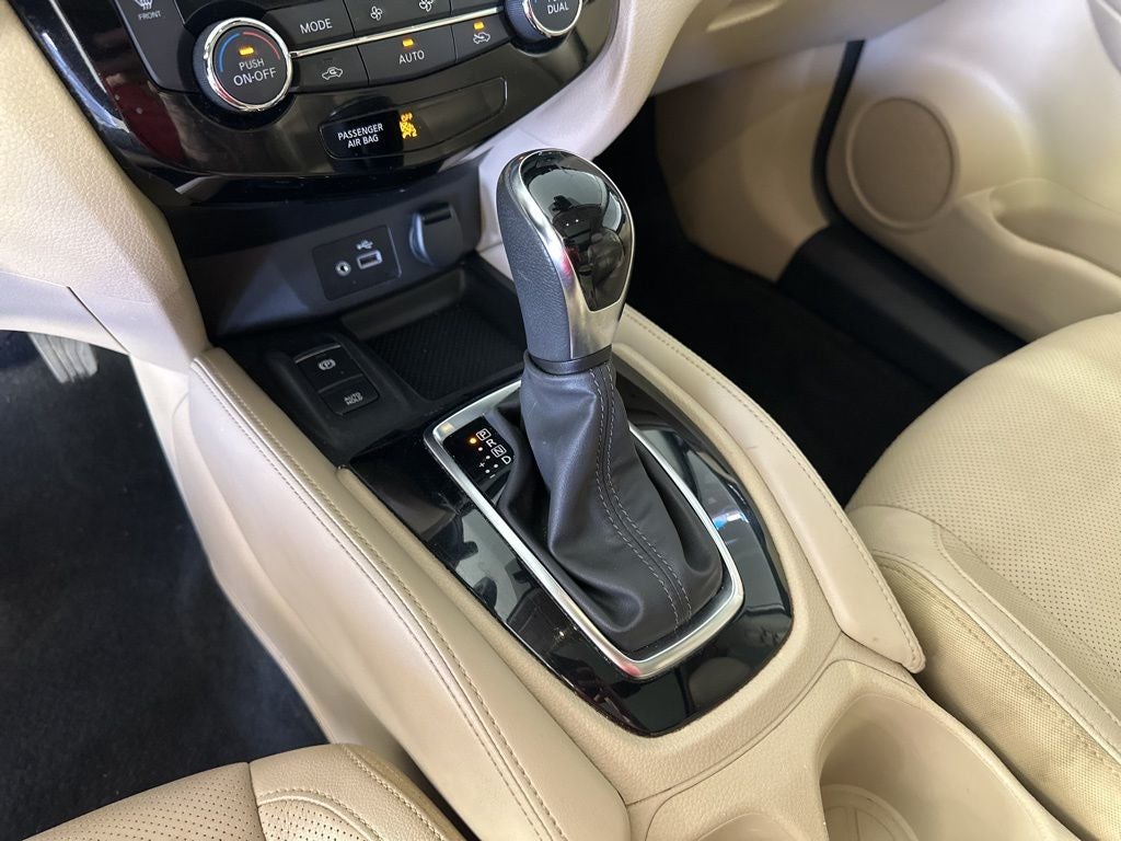 2020 Nissan Rogue SL