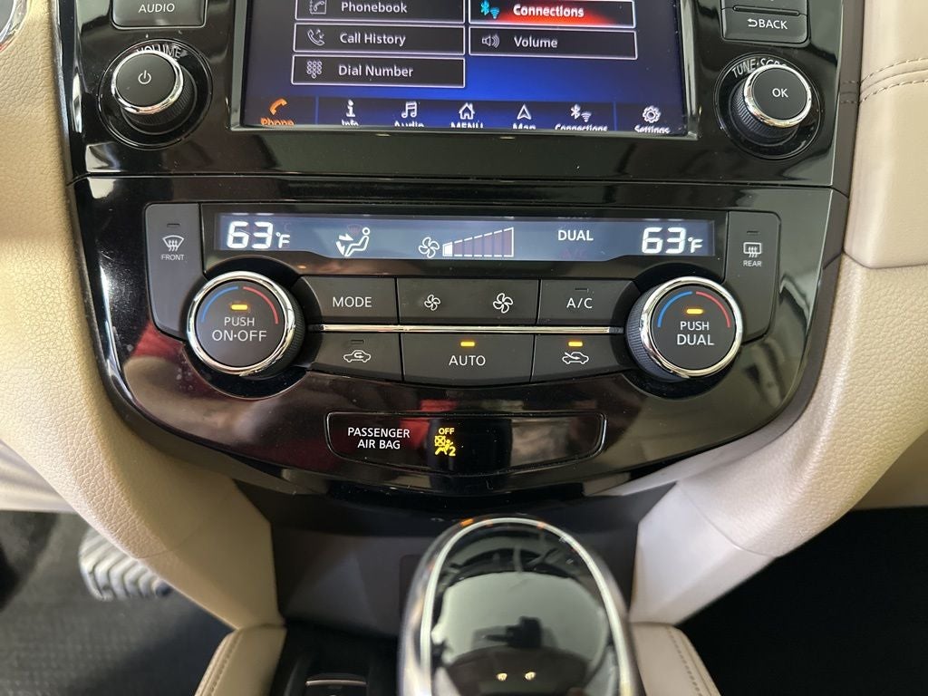 2020 Nissan Rogue SL