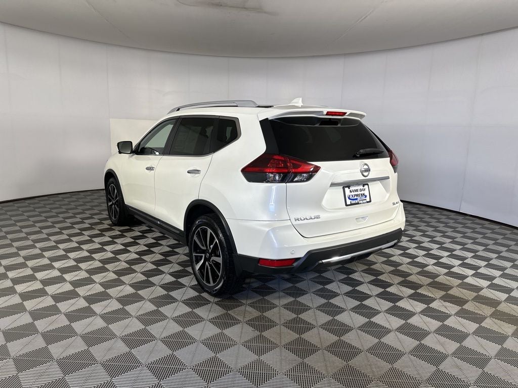 2020 Nissan Rogue SL