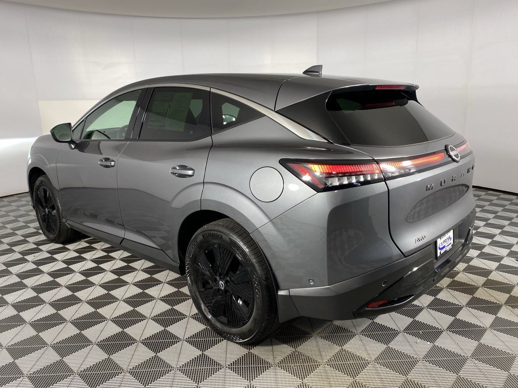 2025 Nissan Murano SV