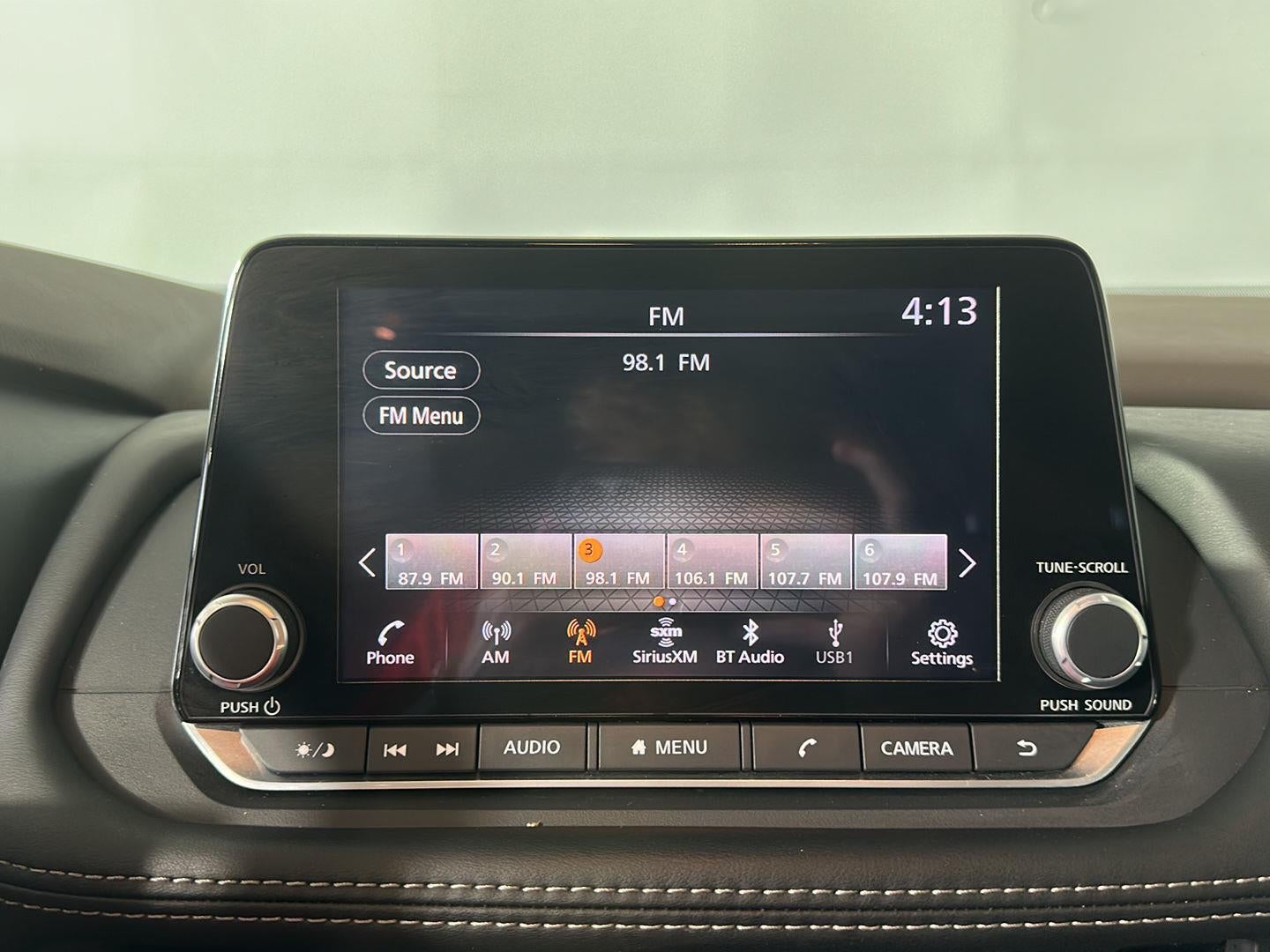 2023 Nissan Rogue Base