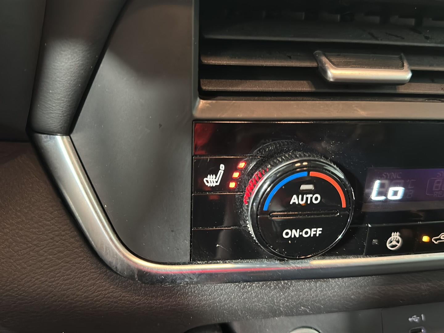 2023 Nissan Rogue Base