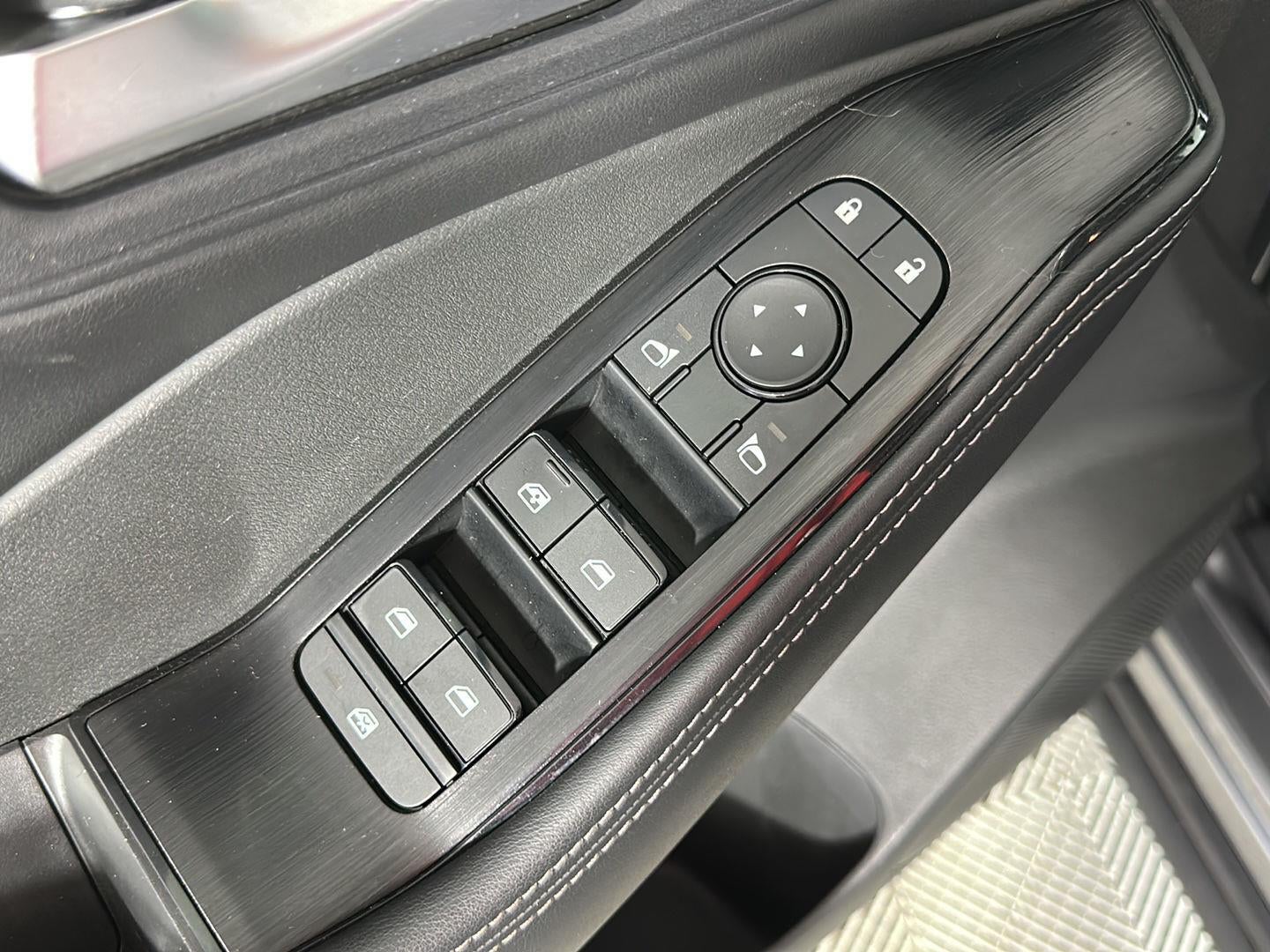 2023 Nissan Rogue Base