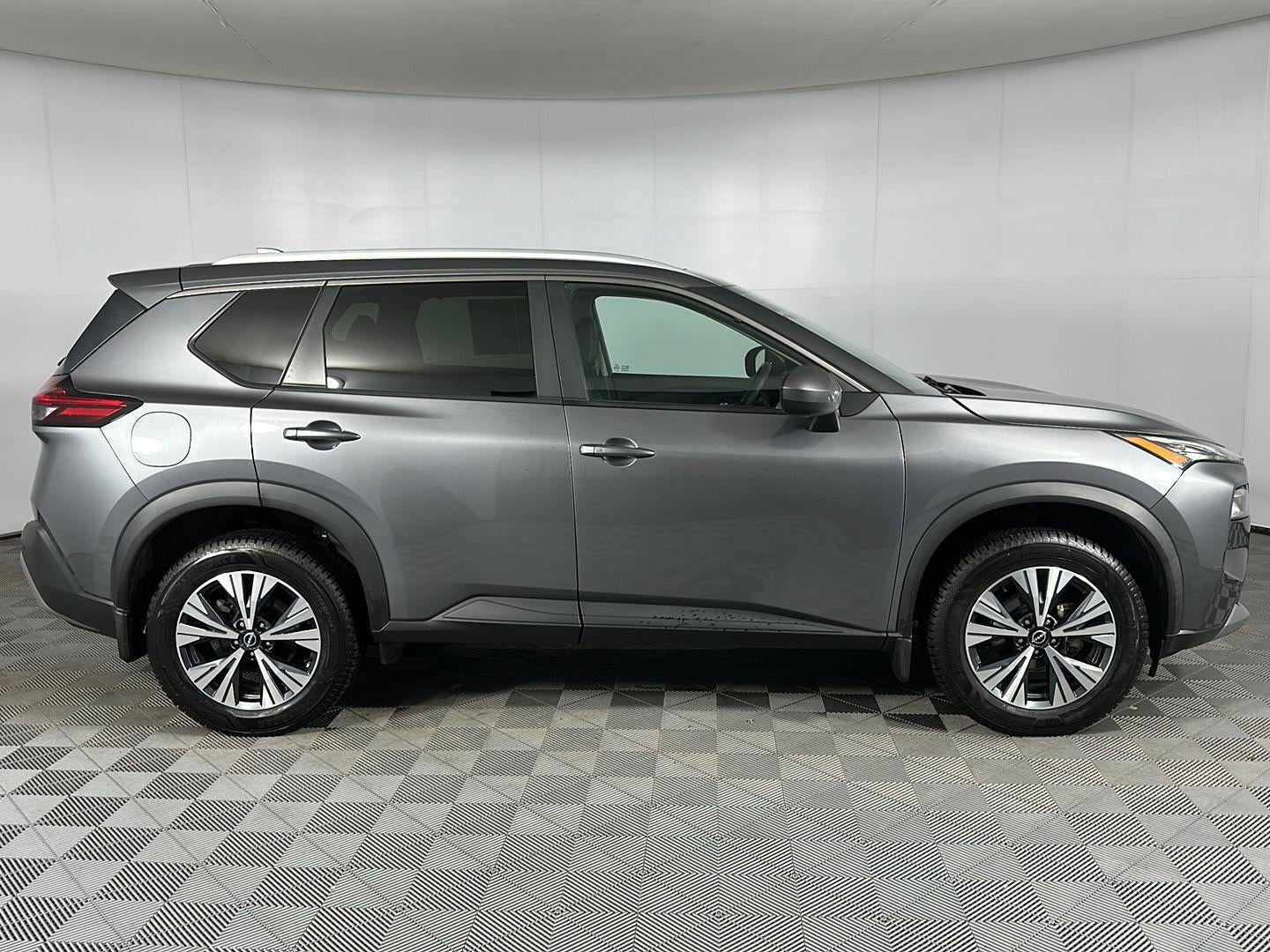 2023 Nissan Rogue Base