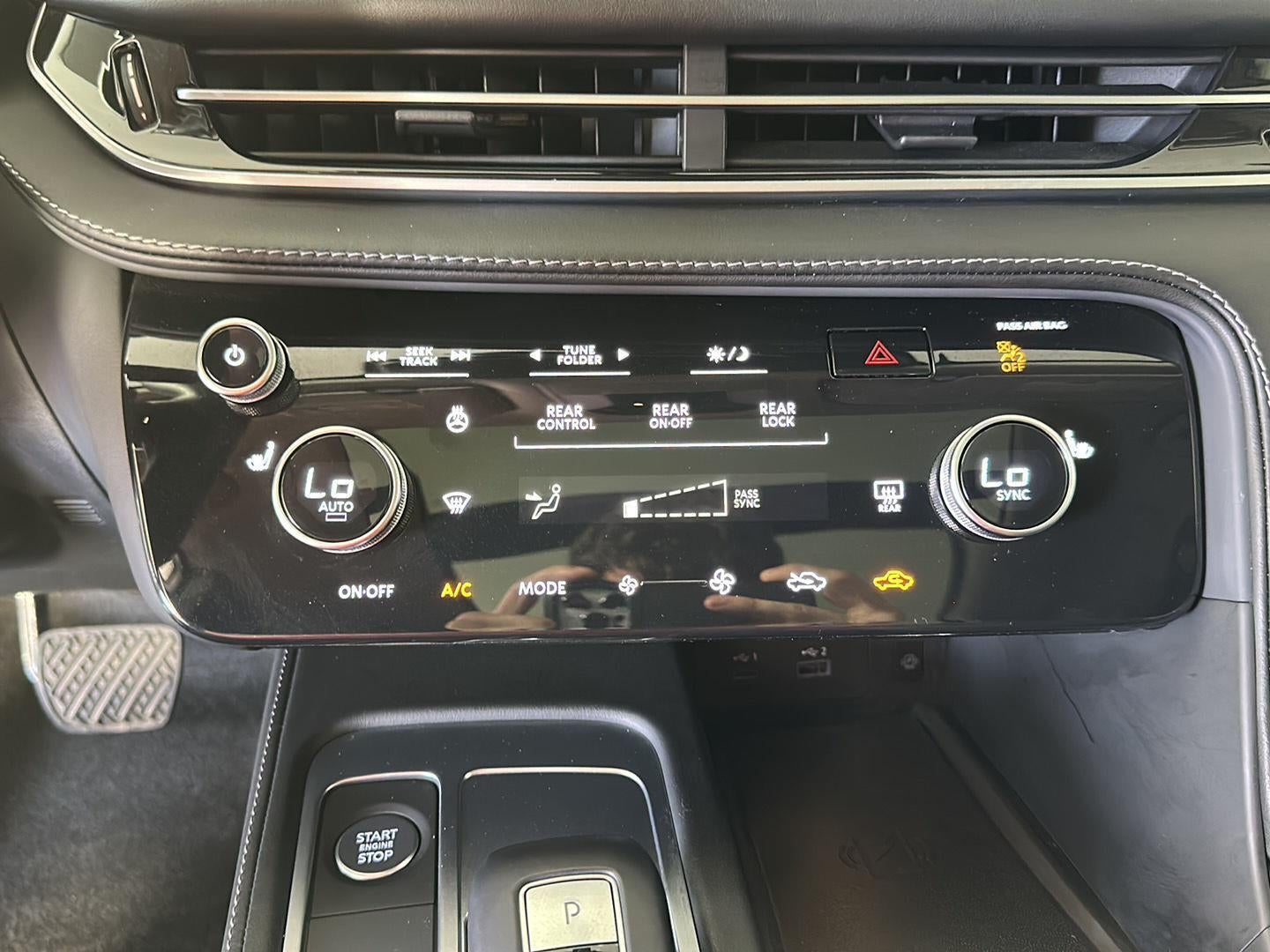 2024 INFINITI QX60 PURE